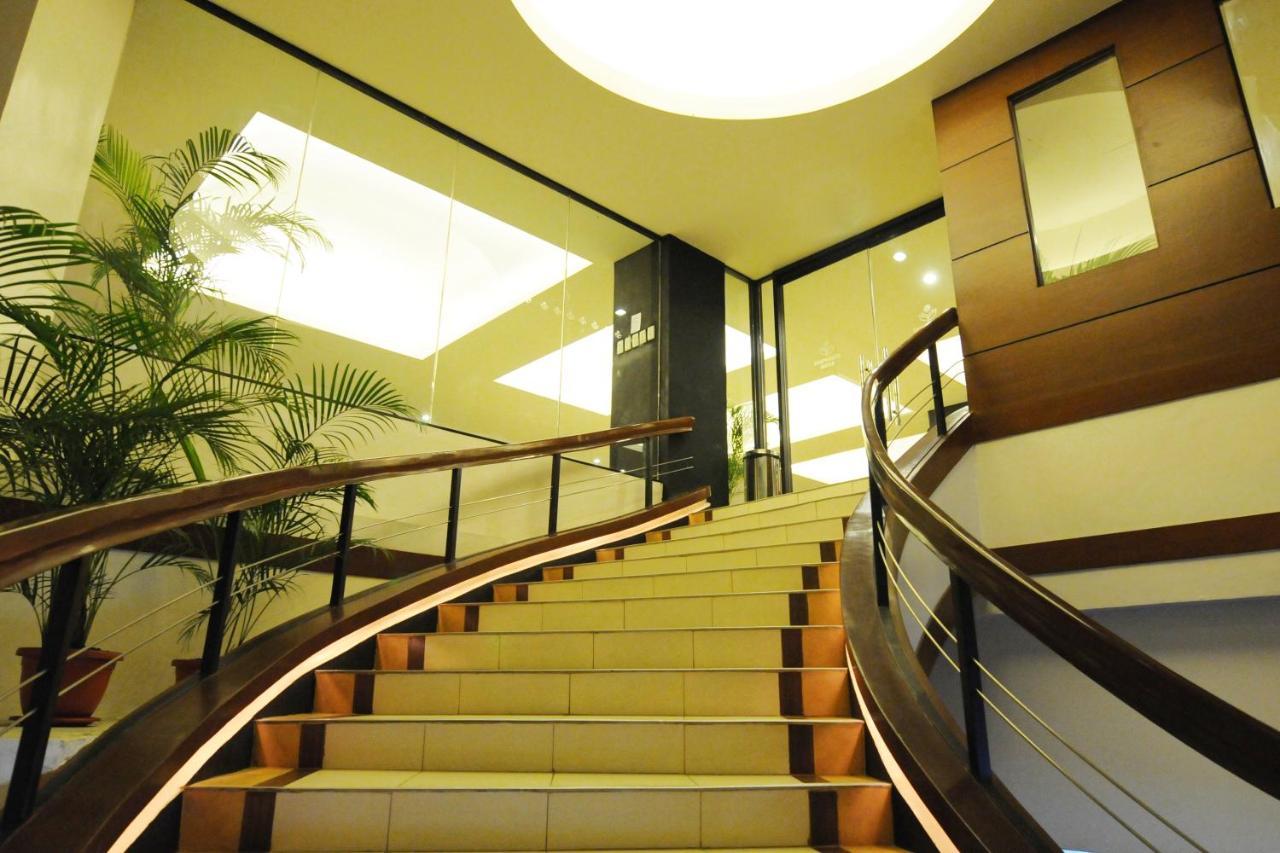 Sampaguita Suites Jrg 宿务 外观 照片